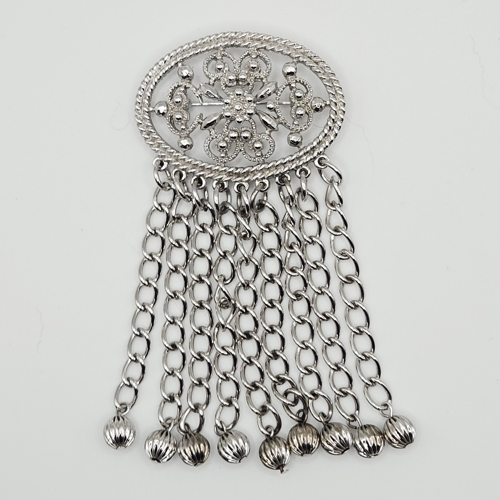 Vintage Signed Sarah Coventry "Fashion In Motion" Silver Chain Dangle Brooch